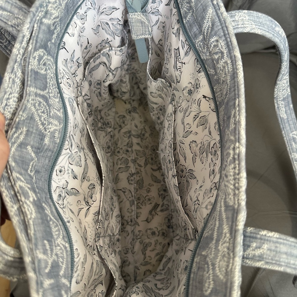VERA BRADLEY ICONIC VERA TOTE PARK LACE - Picture 5 of 8